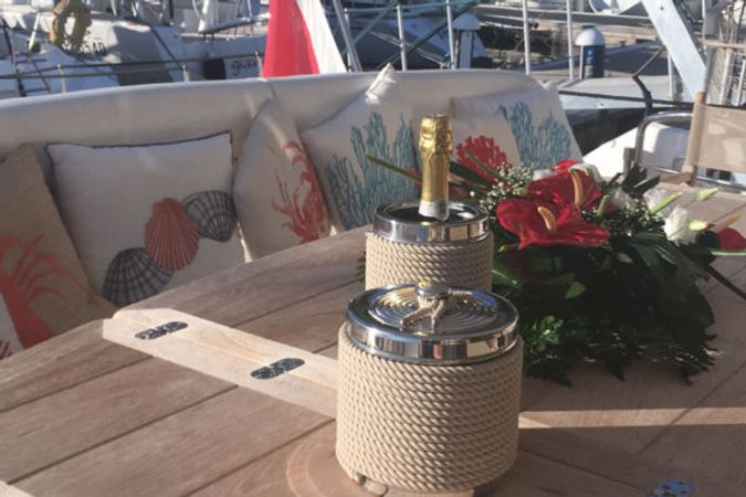 Sunseeker Manhattan 70 | Jupju