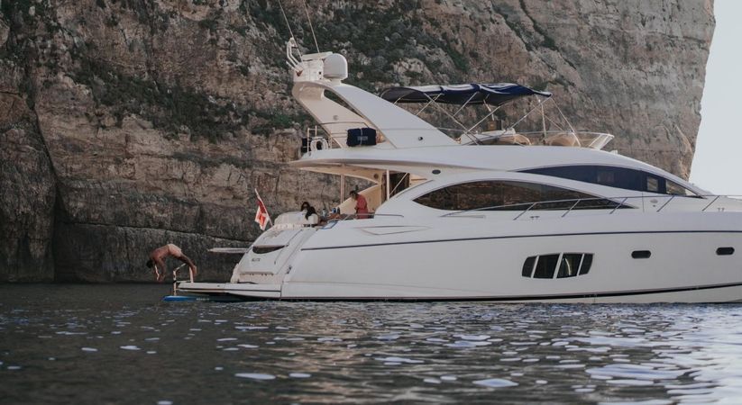 Sunseeker Manhattan 70 | Jupju