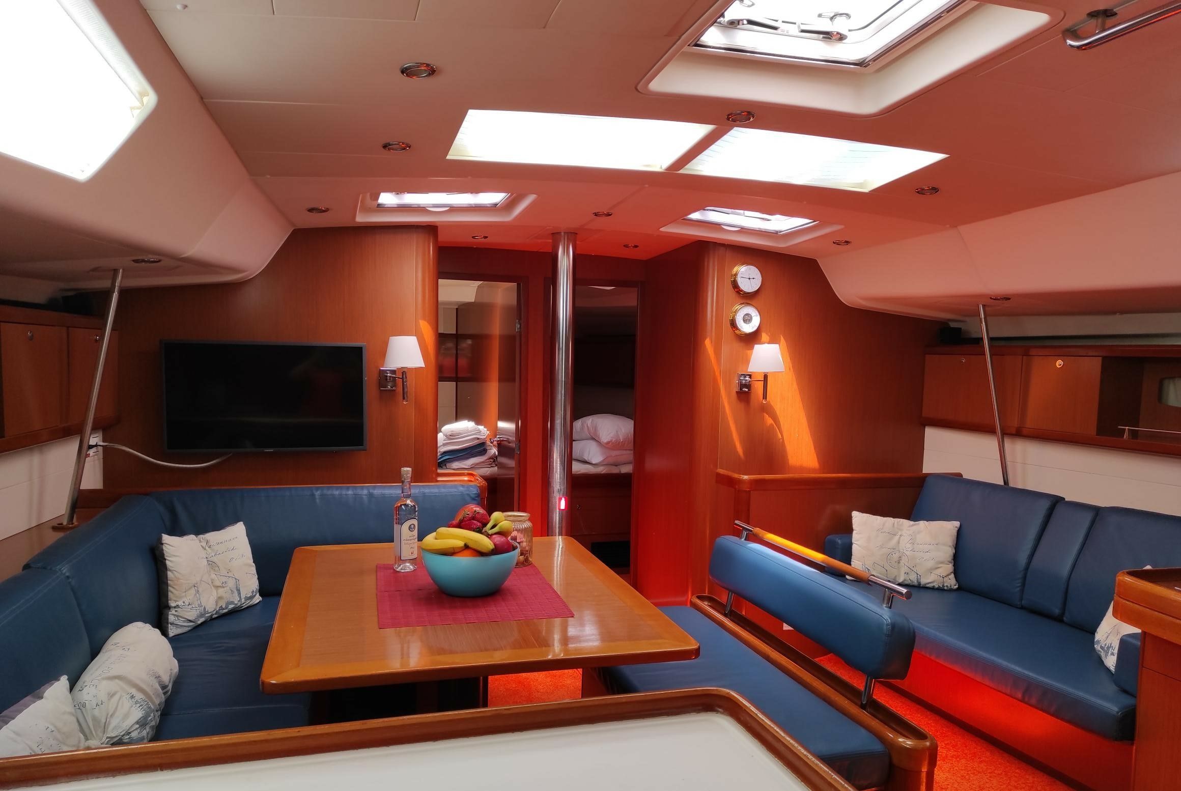 Beneteau Oceanis 54 | Valasia