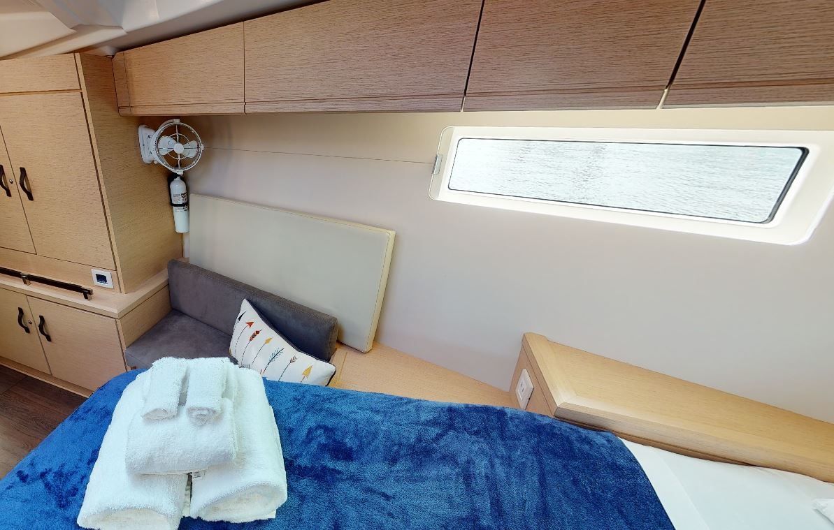 Jeanneau 51 | Recovery Room