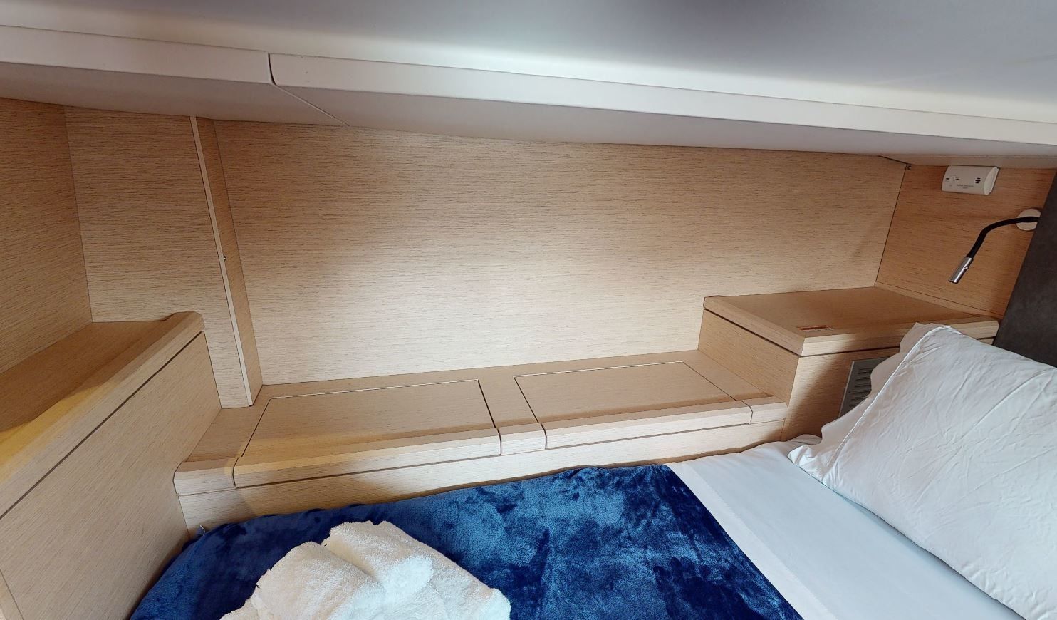 Jeanneau 51 | Recovery Room