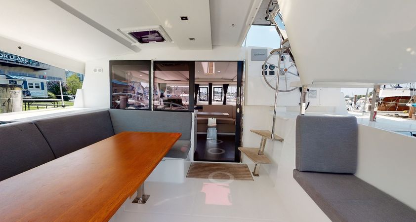 Fountaine Pajot Lucia 40 | Infinite Blue