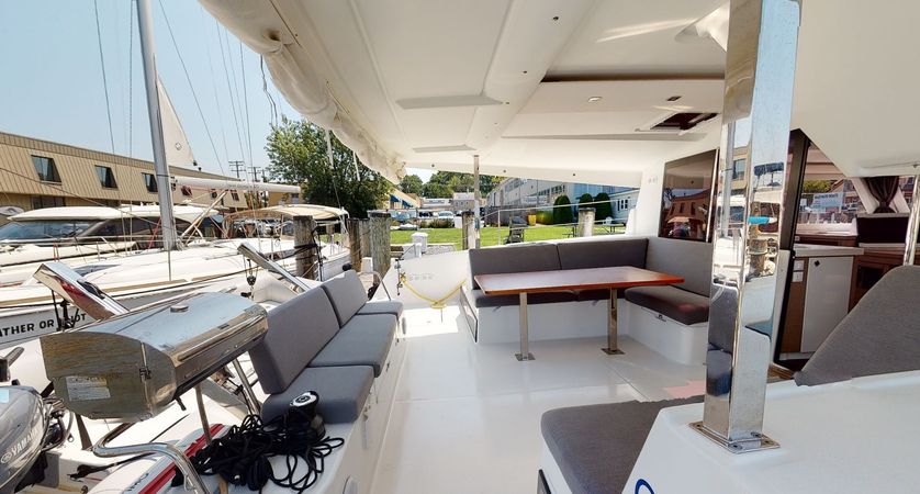 Fountaine Pajot Lucia 40 | Infinite Blue