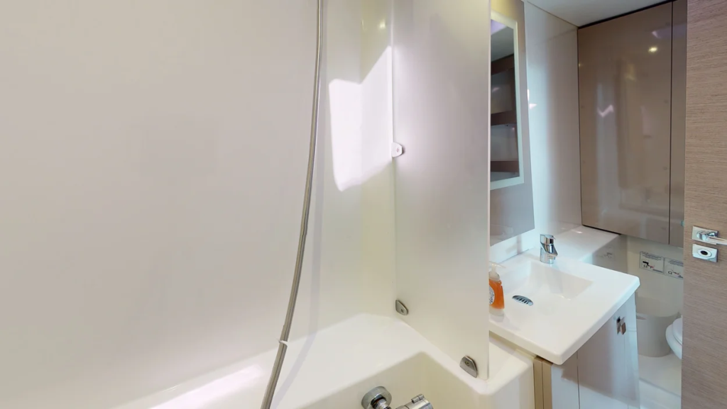 Fountaine Pajot Lucia 40 | Infinite Blue