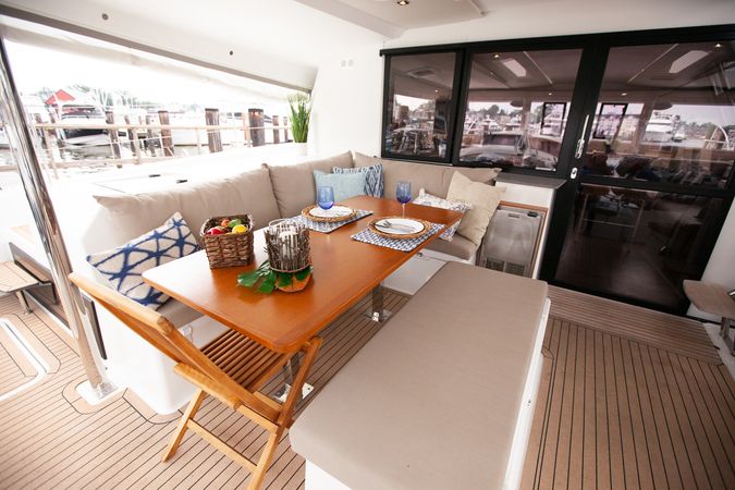 Fountaine Pajot Saona 47 | Dark Star