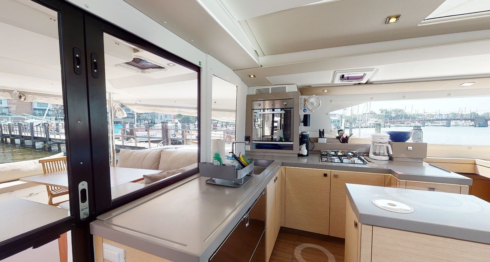 Fountaine Pajot Saona 47 | Dark Star