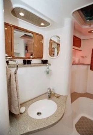 Africat 420 | Suzy Q