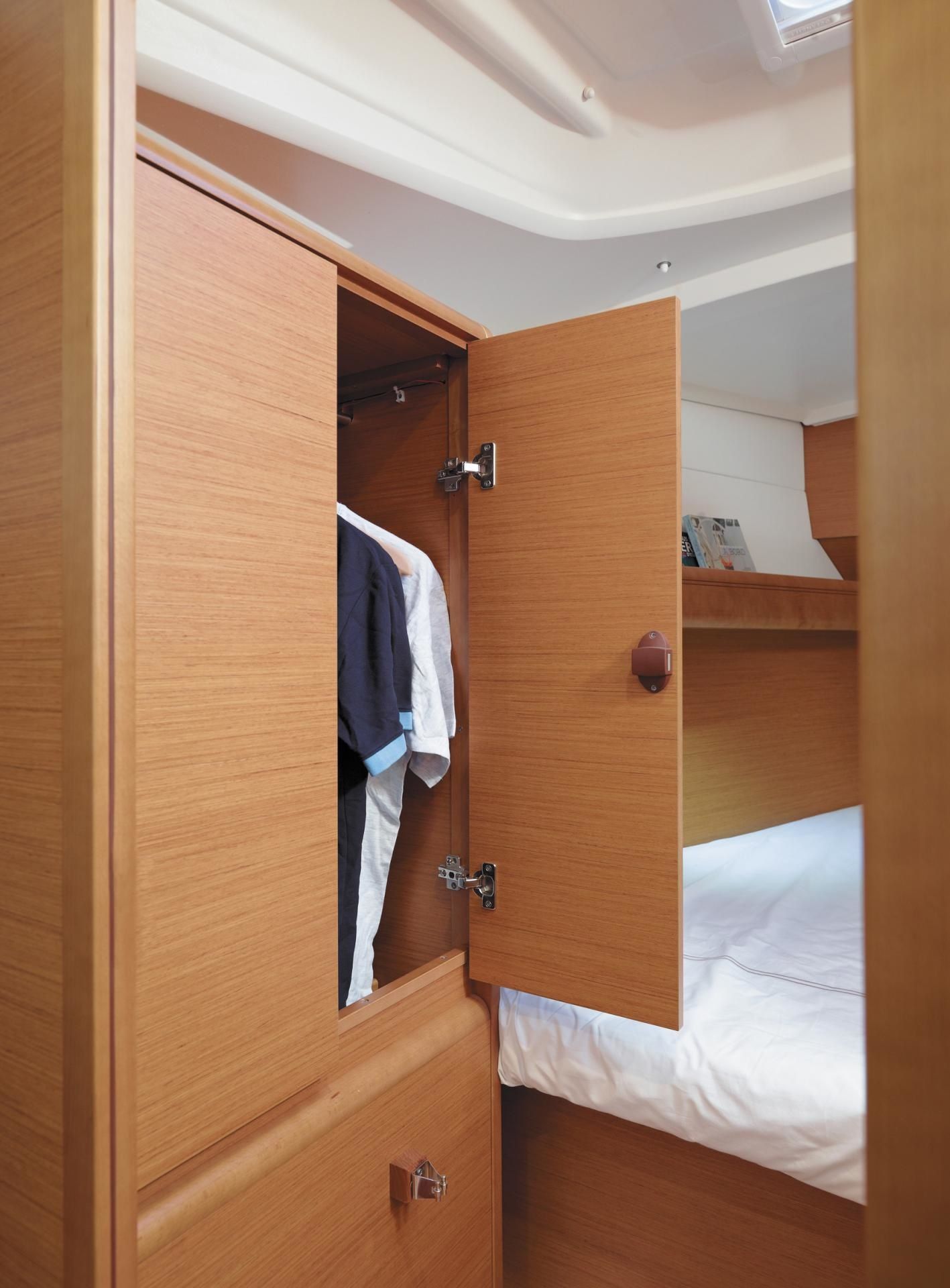 Jeanneau Sun Odyssey 389 | Sunsail 20