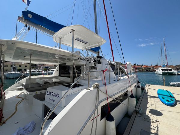 Leopard 40 | Sunsail 20