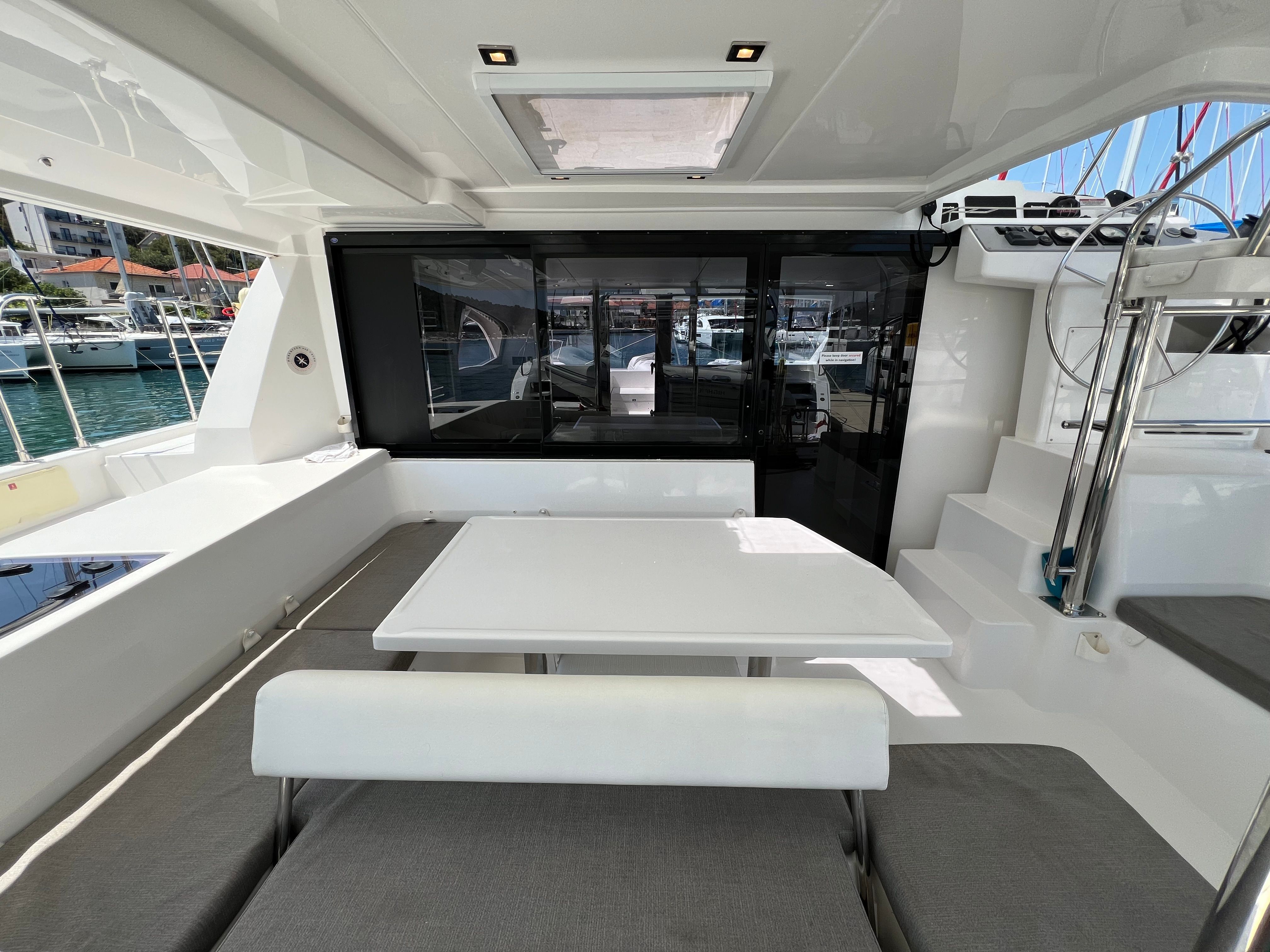 Leopard 40 | Sunsail 20