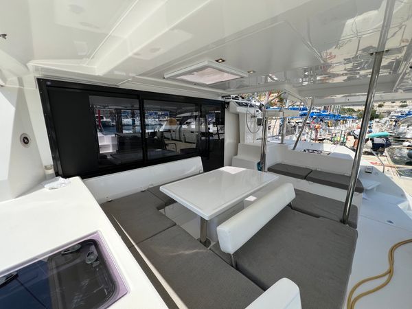 Leopard 40 | Sunsail 20