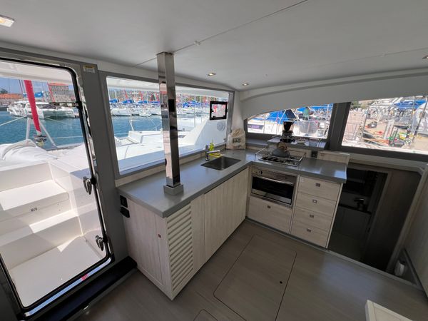 Leopard 40 | Sunsail 20