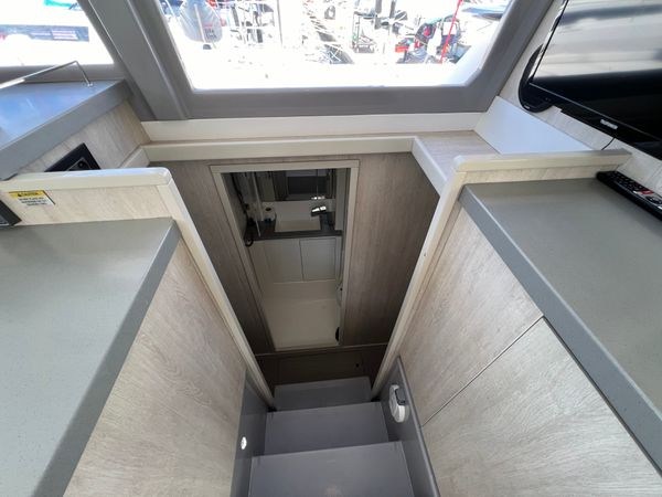 Leopard 40 | Sunsail 20