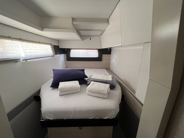 Leopard 40 | Sunsail 20