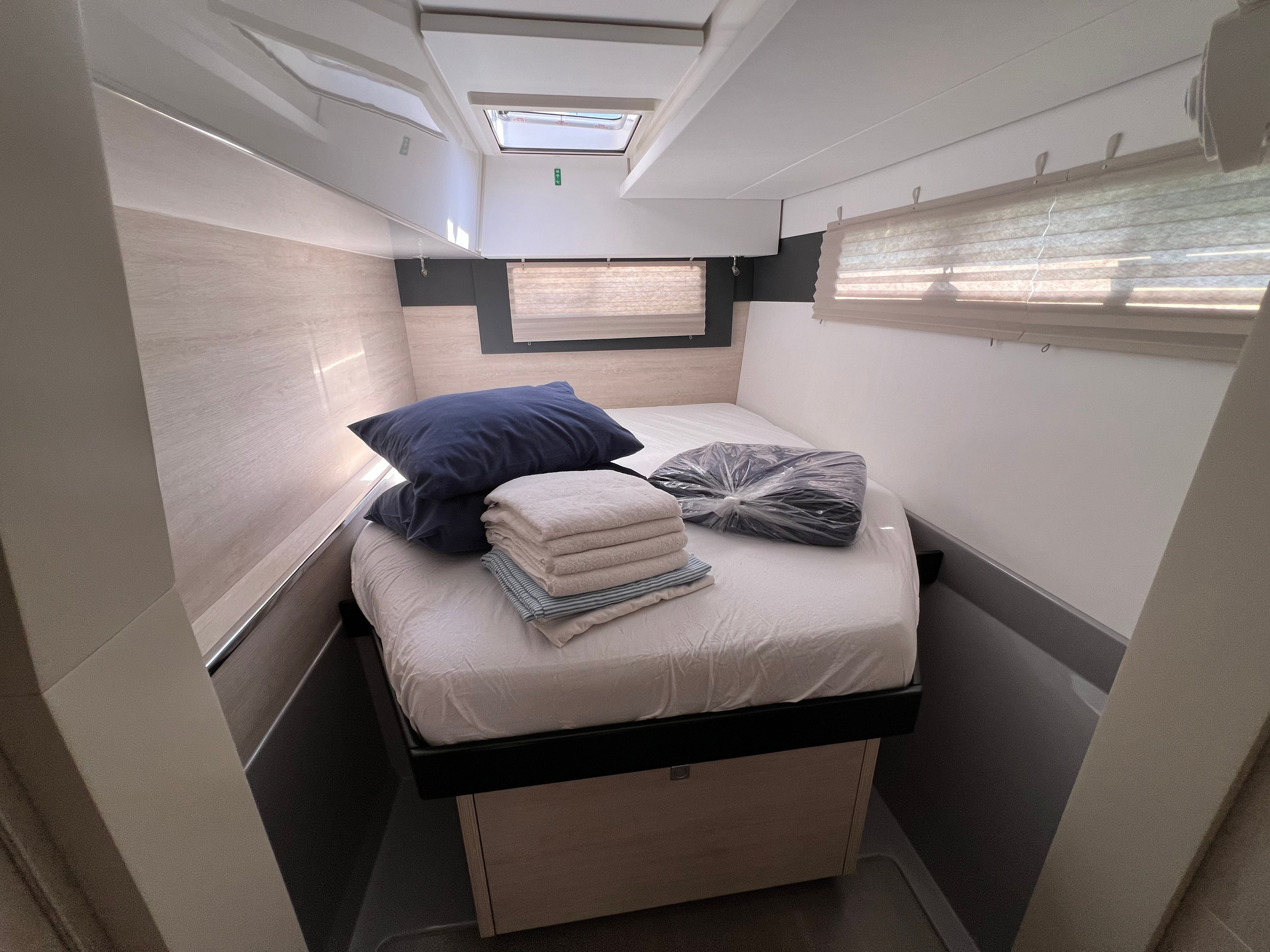 Leopard 40 | Sunsail 20