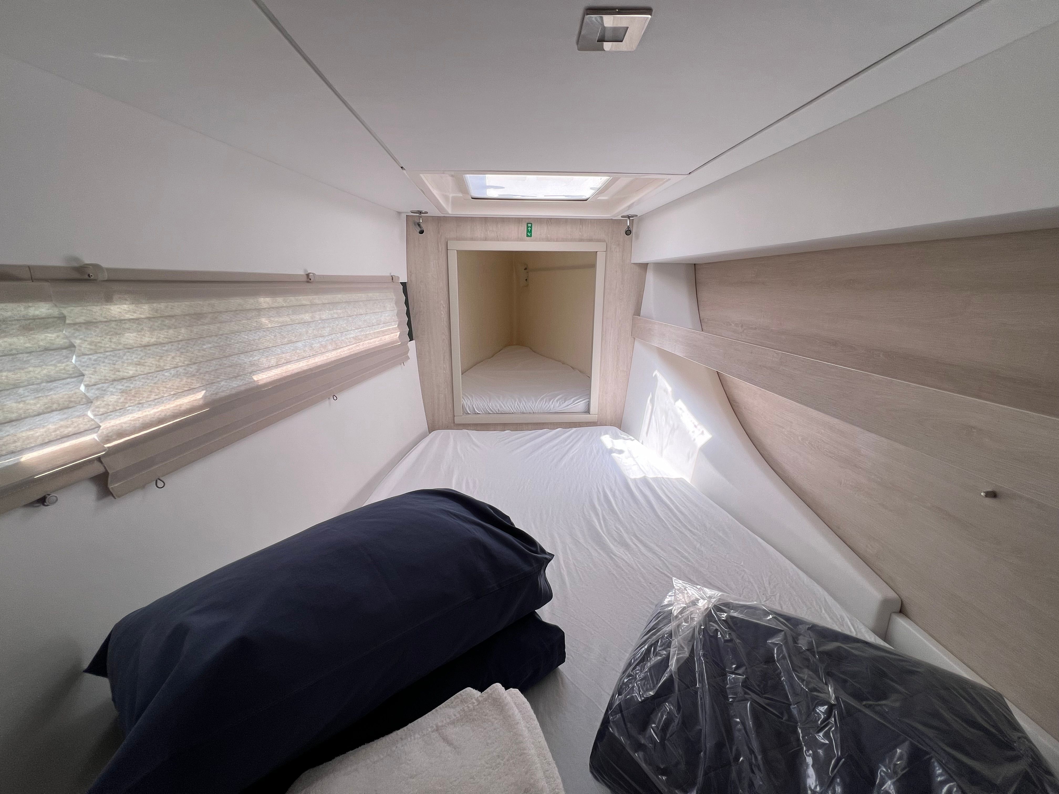 Leopard 40 | Sunsail 20