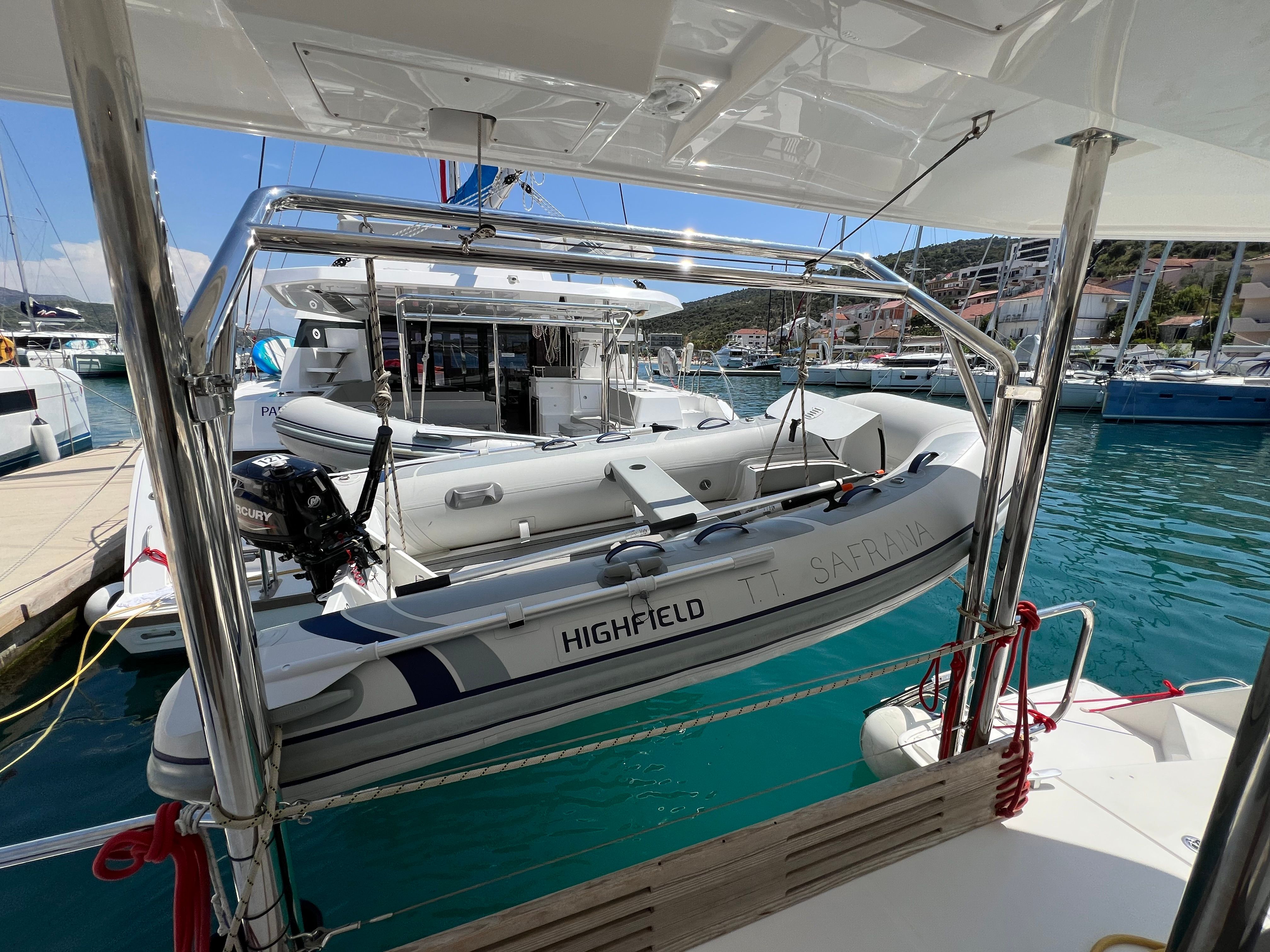 Leopard 40 | Sunsail 20