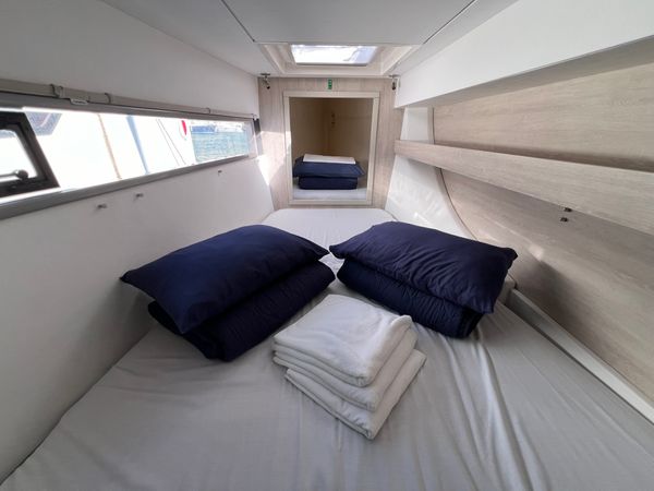 Leopard 40 | Sunsail 20