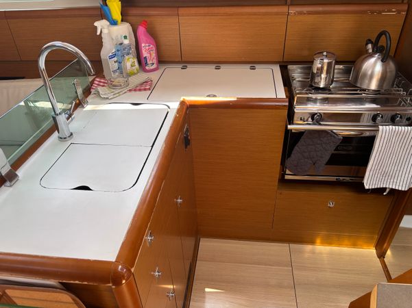 Jeanneau Sun Odyssey 389 | Sunsail 20