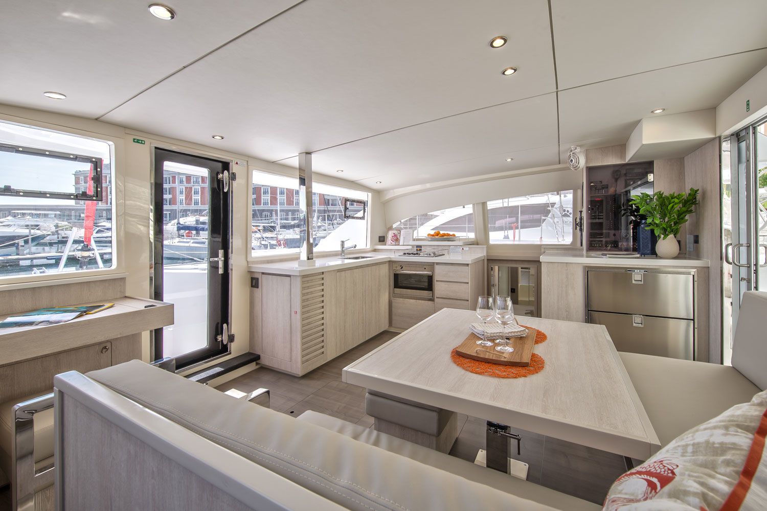 Leopard 40 | Sunsail 20