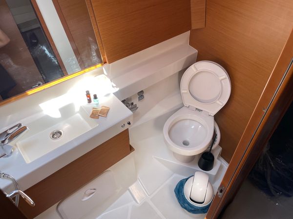 Jeanneau Sun Odyssey 410 | Sunsail 20