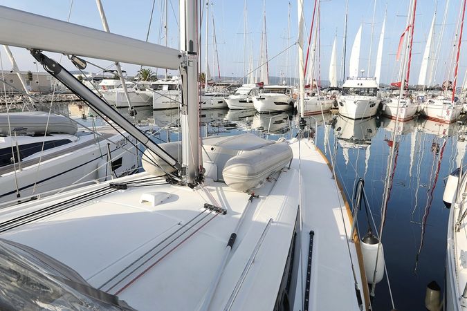Beneteau Oceanis 38.1 | Angel07