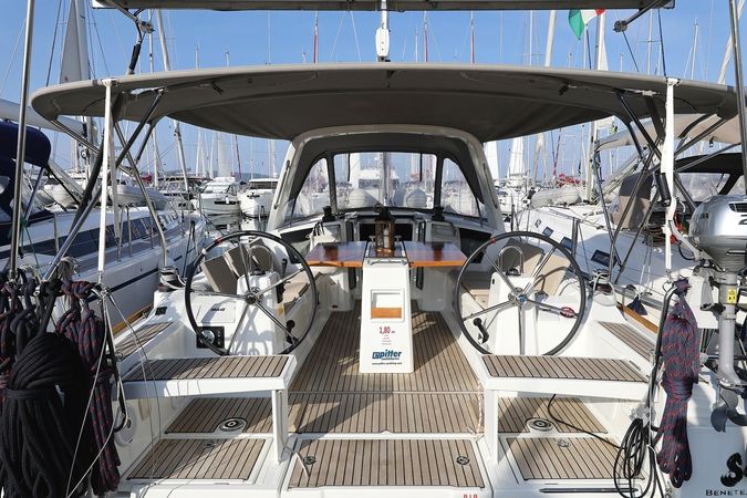 Beneteau Oceanis 38.1 | Angel07