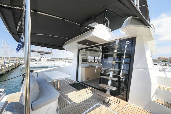 Fountaine Pajot MY 37 | Anrik