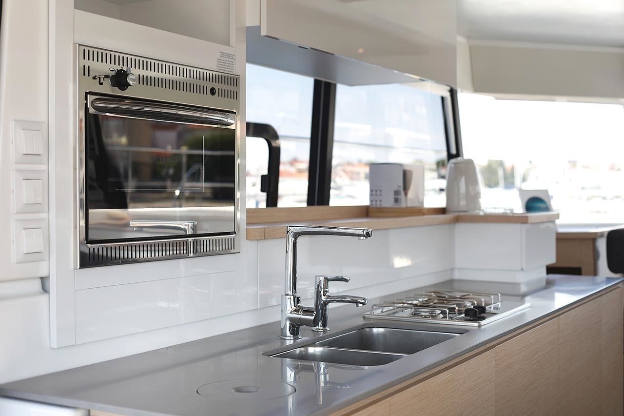 Fountaine Pajot MY 37 | Anrik