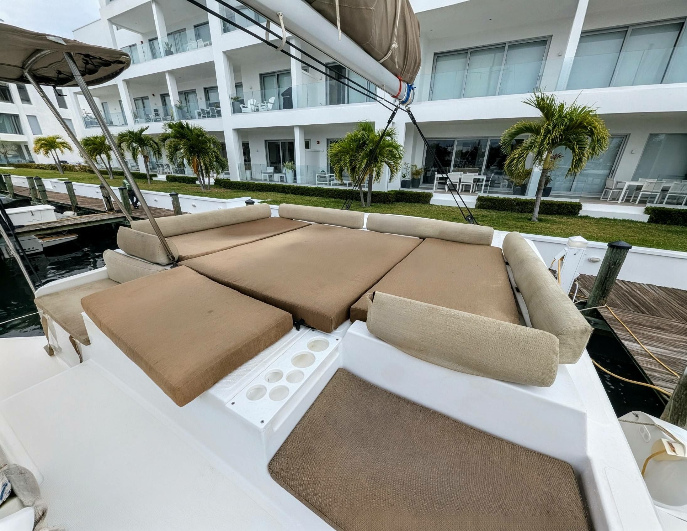 Bali Catspace | Let's Go