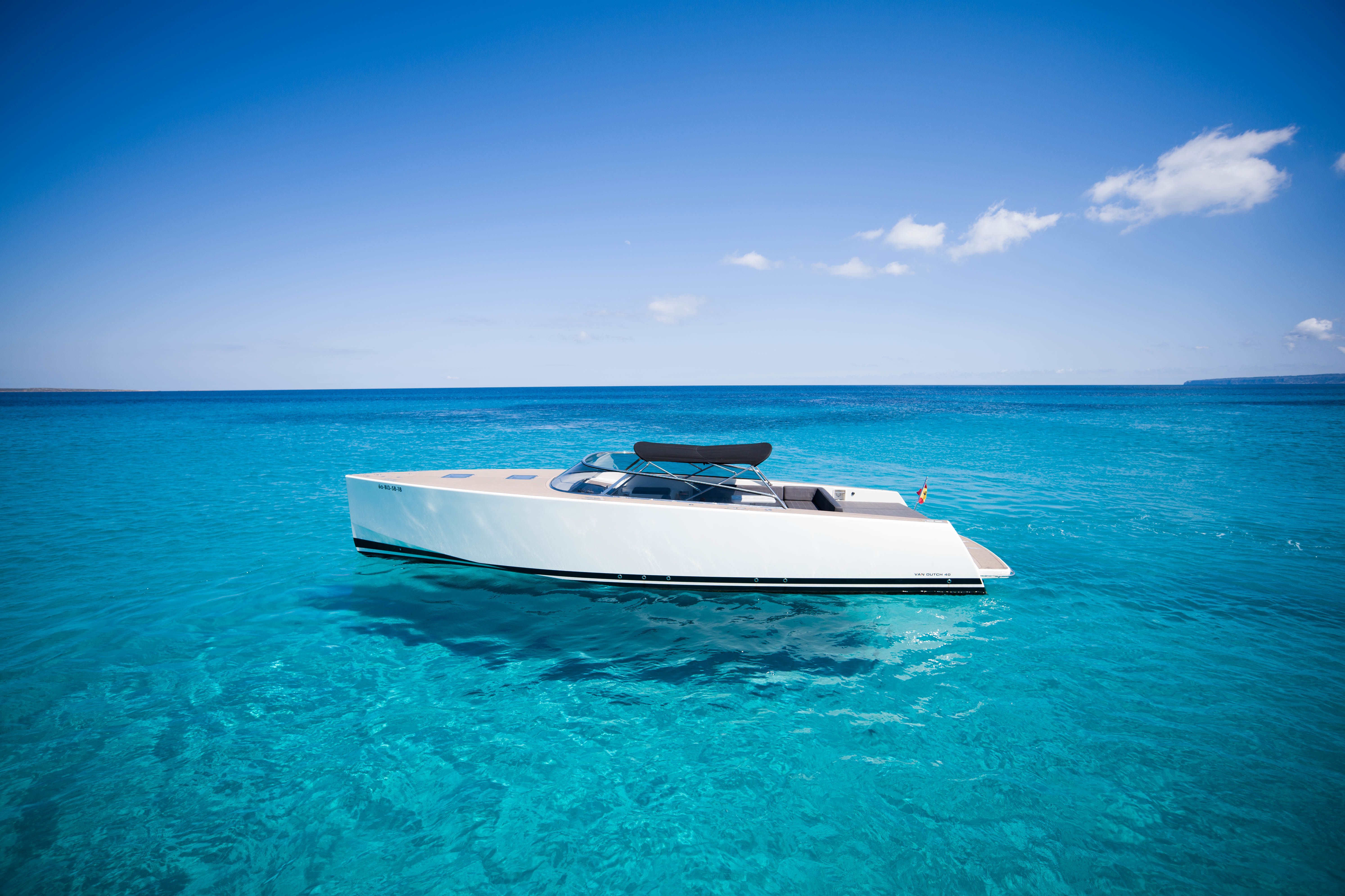 Van Dutch 40 | Smart Ass