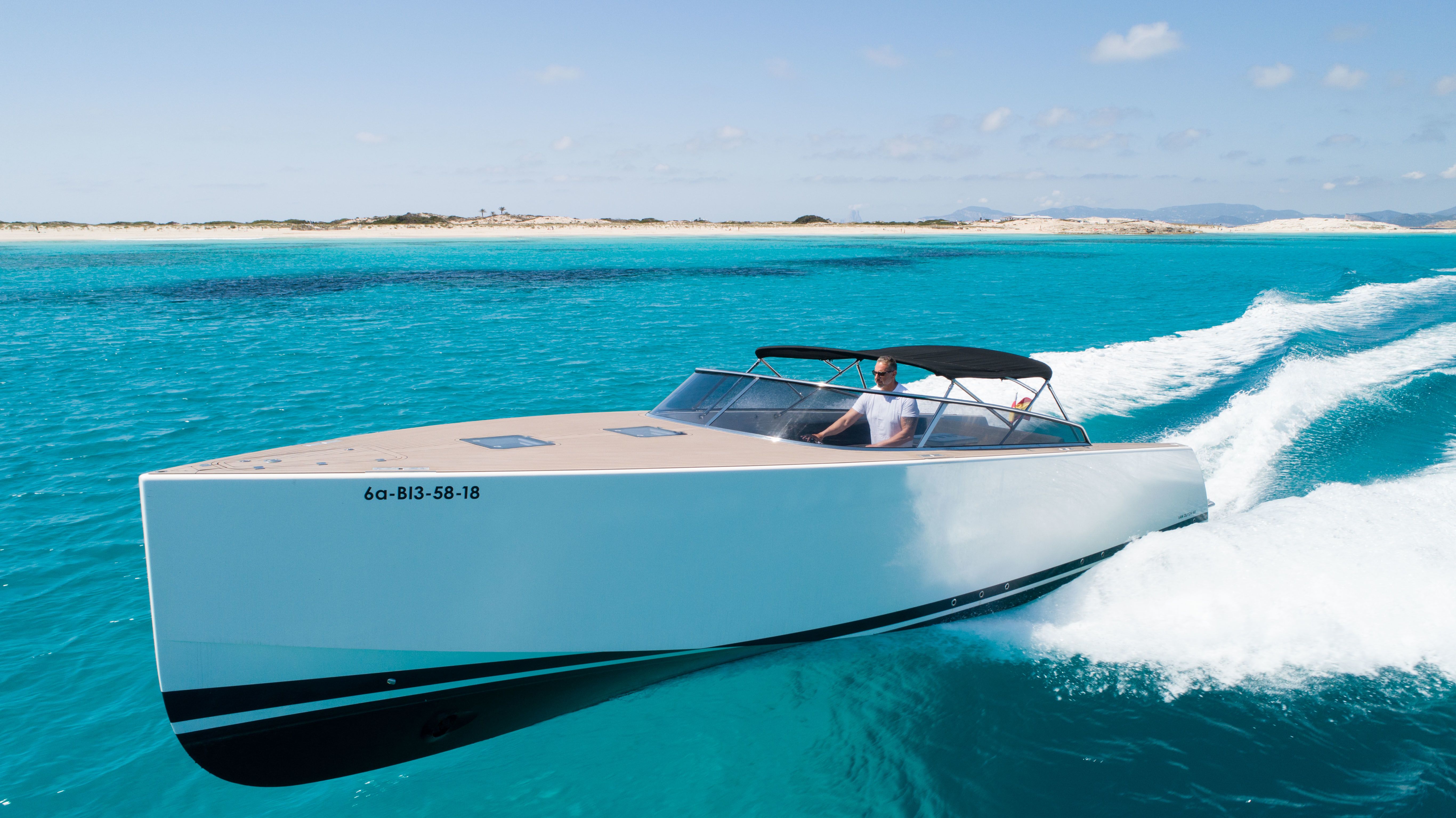 Van Dutch 40 | Smart Ass