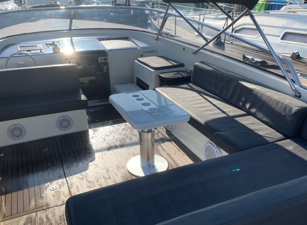 Van Dutch 40 | Smart Ass