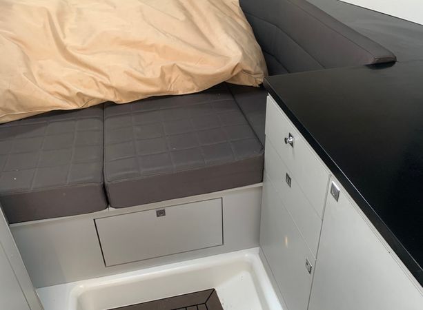 Van Dutch 40 | Smart Ass