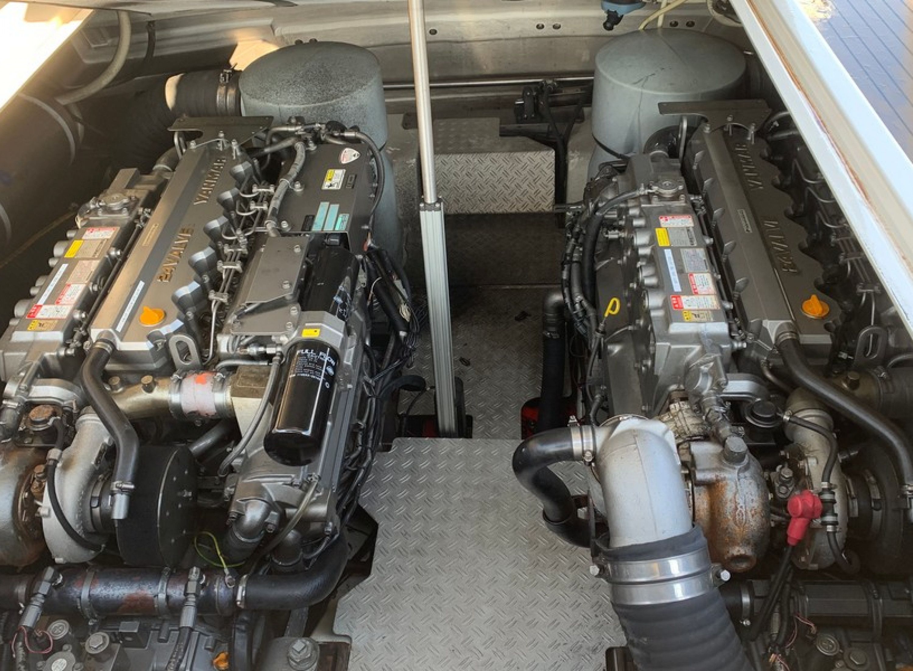 Van Dutch 40 | Smart Ass