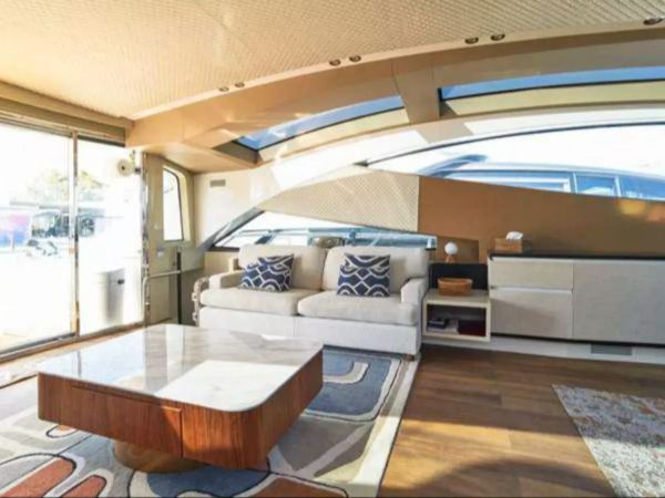 Canados 90 | Funky Town