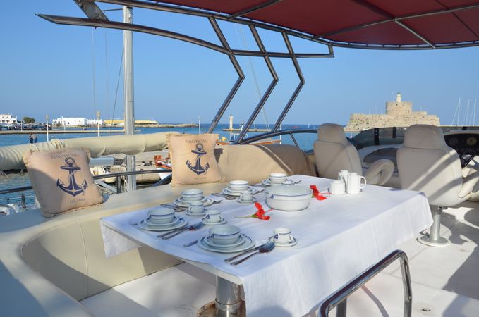 Azimut 2000 | Prestige