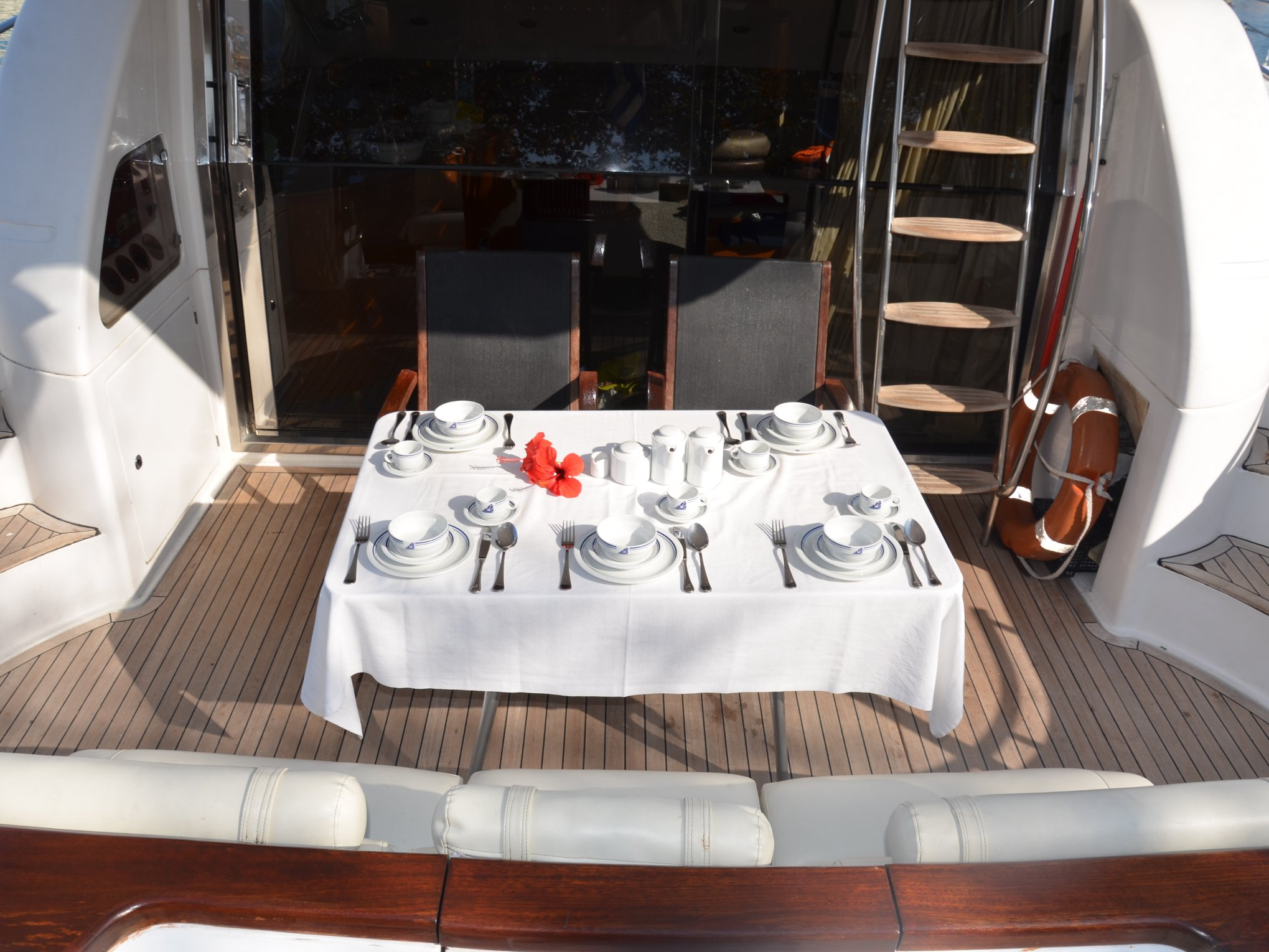 Azimut 2000 | Prestige