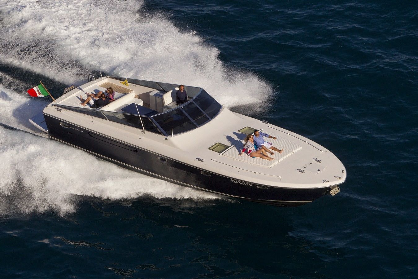 Itama 50 | Moonflower