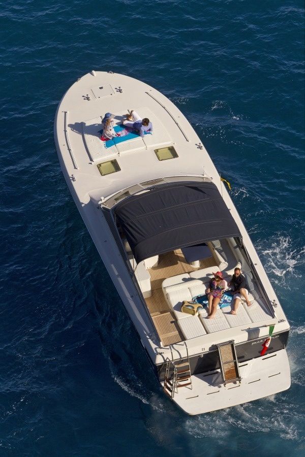 Itama 50 | Moonflower