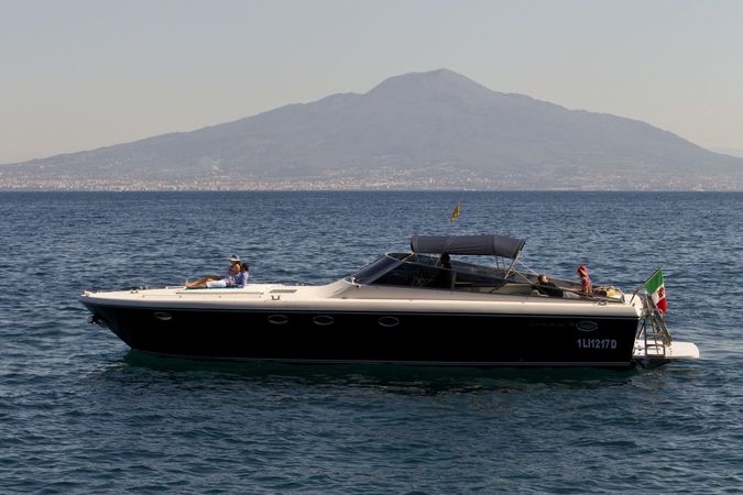 Itama 50 | Moonflower