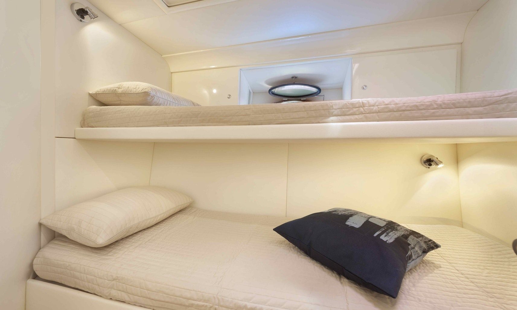 Itama 50 | Moonflower