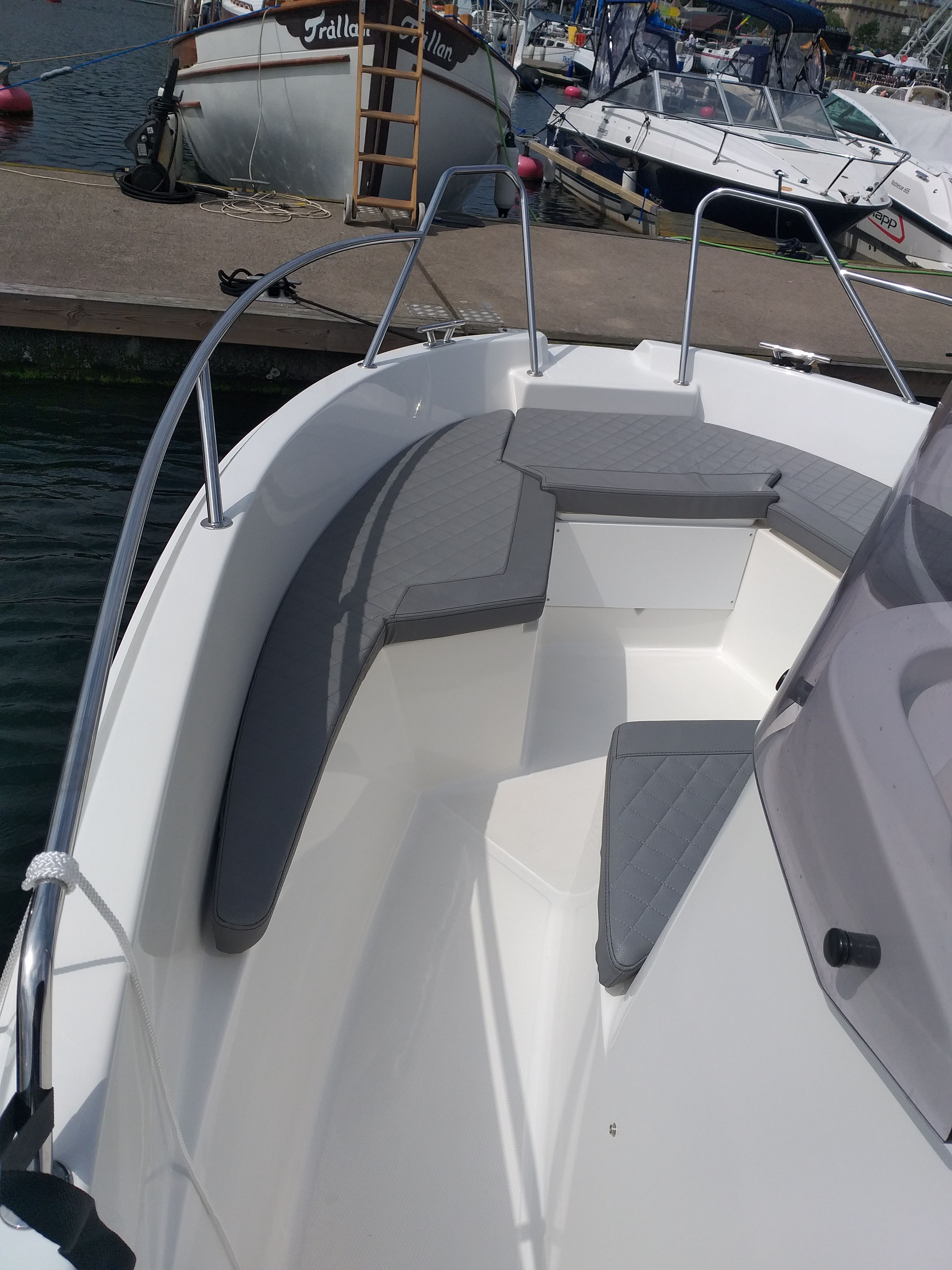 AM 625 Open | Rejczel