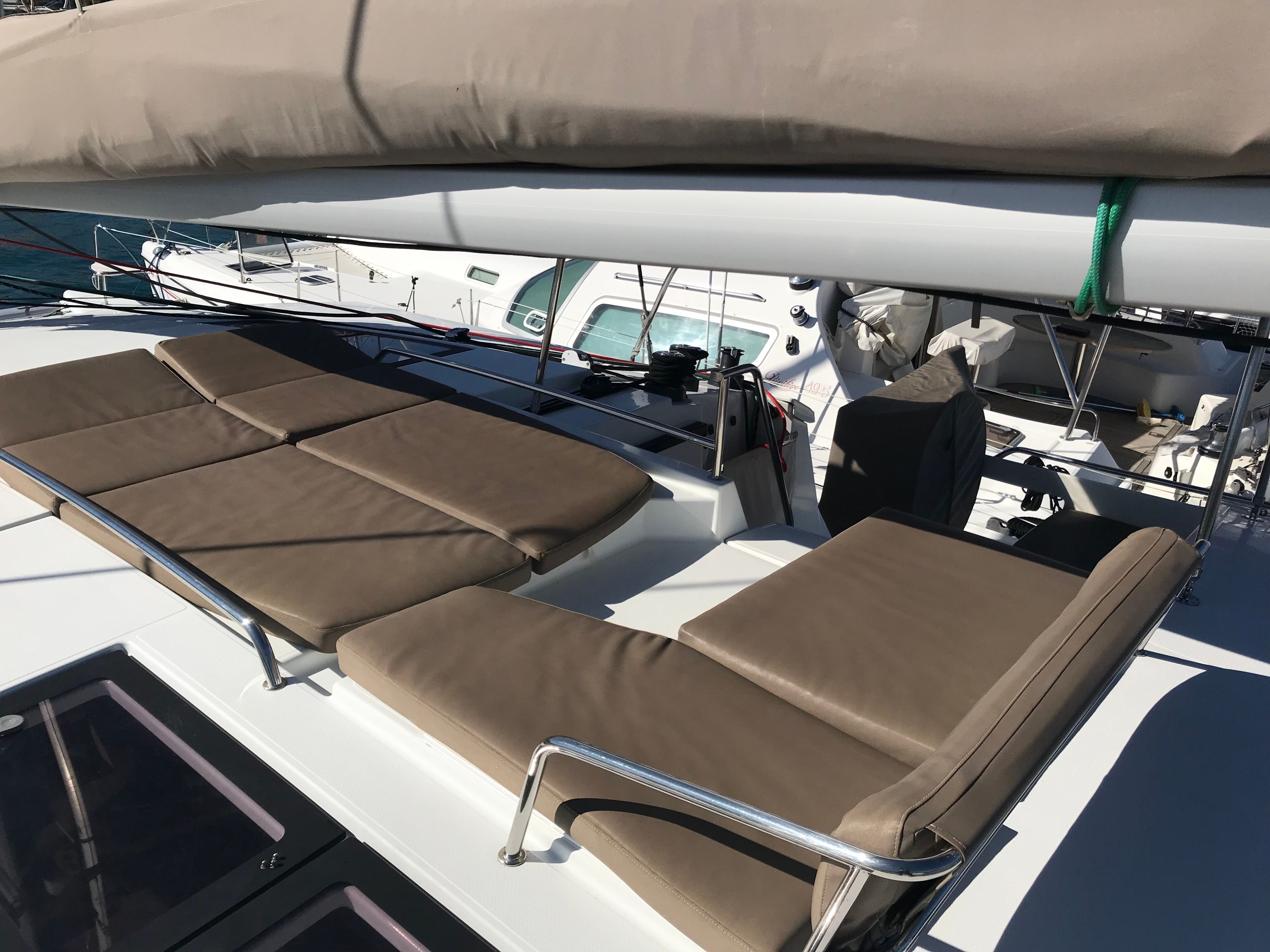 Fountaine Pajot Helia 44 | Lucky Lucas