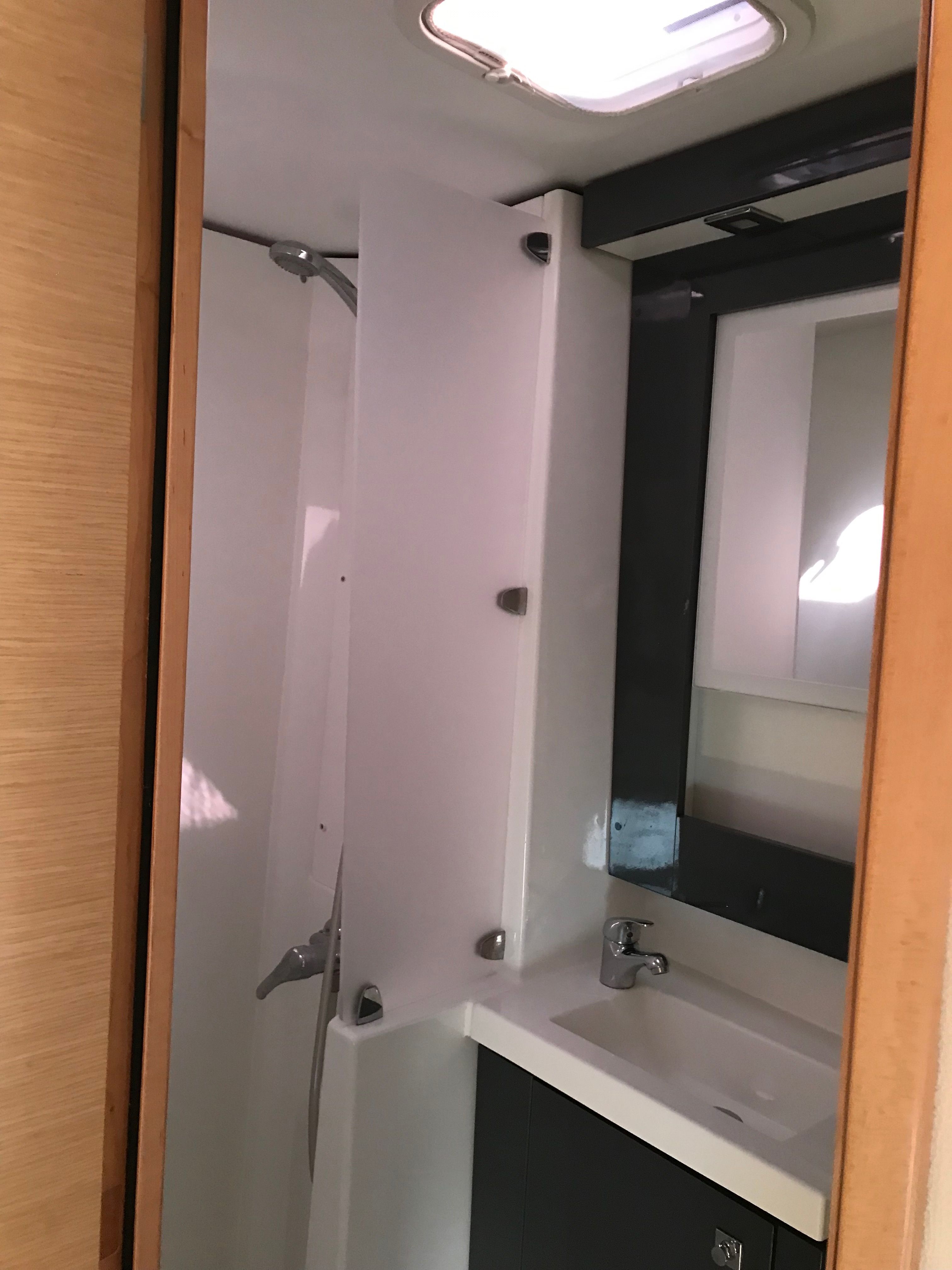 Fountaine Pajot Helia 44 | Lucky Lucas