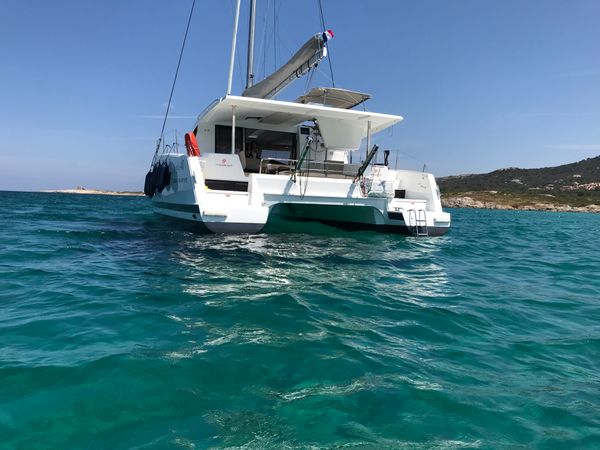 Fountaine Pajot Lucia 40 | Nona