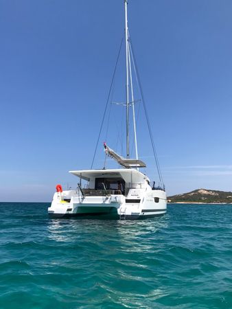 Fountaine Pajot Lucia 40 | Nona