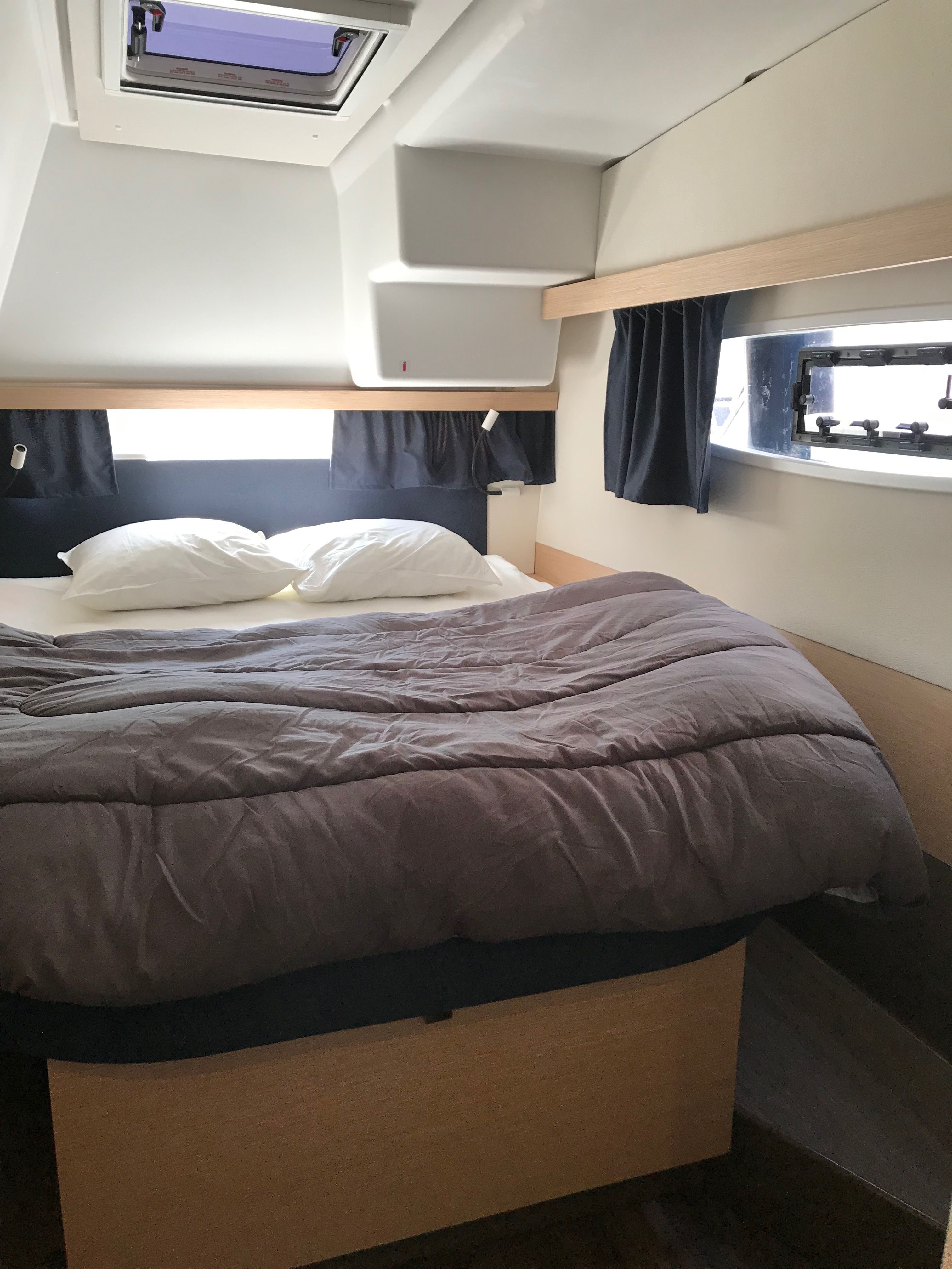 Fountaine Pajot Lucia 40 | Nona