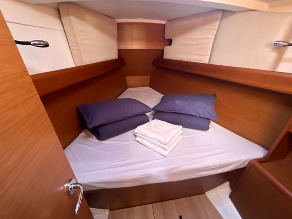 Jeanneau Sun Odyssey 389 | Sunsail 19