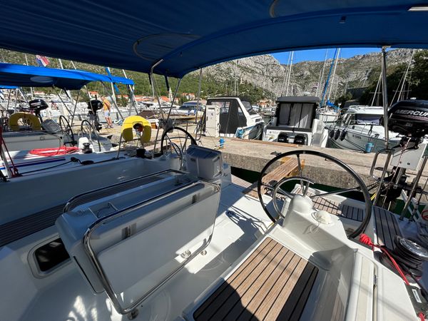 Jeanneau Sun Odyssey 389 | Sunsail 20